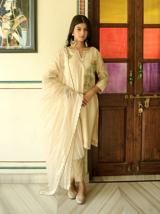 Ivory Embrace Kurta Set