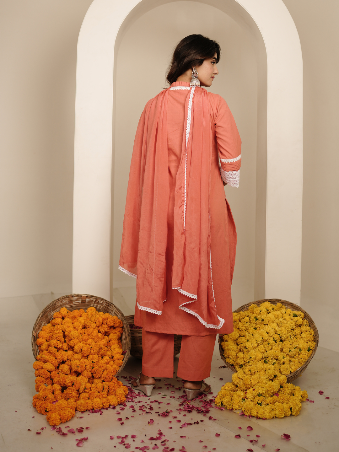 Aarhu Kurta With Dupatta and Pants