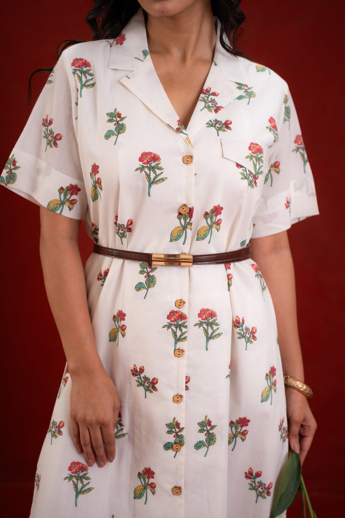WHITE FLOWER SHIRT DRESS